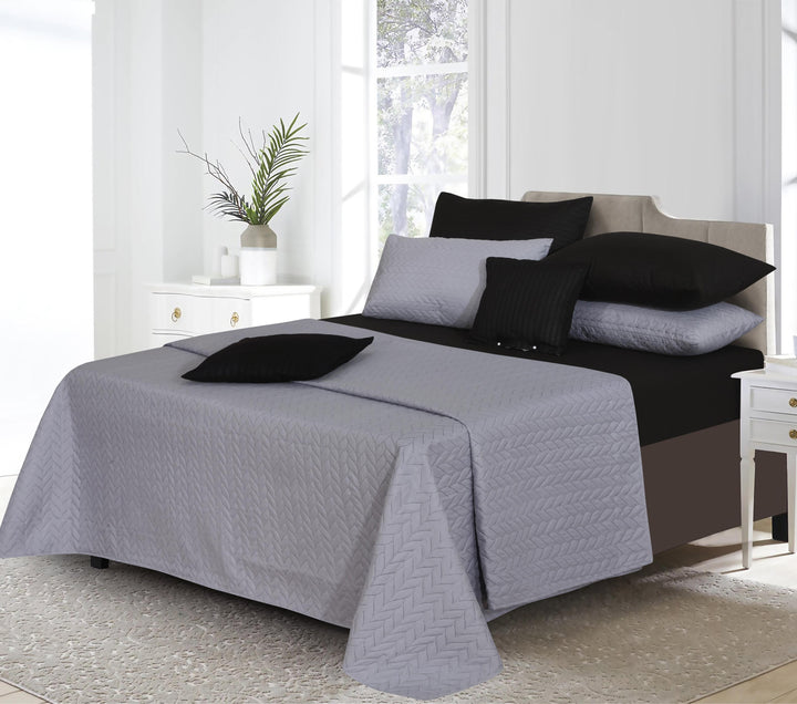 SILVER BLACK Winter Comforter Set- 8 Pcs