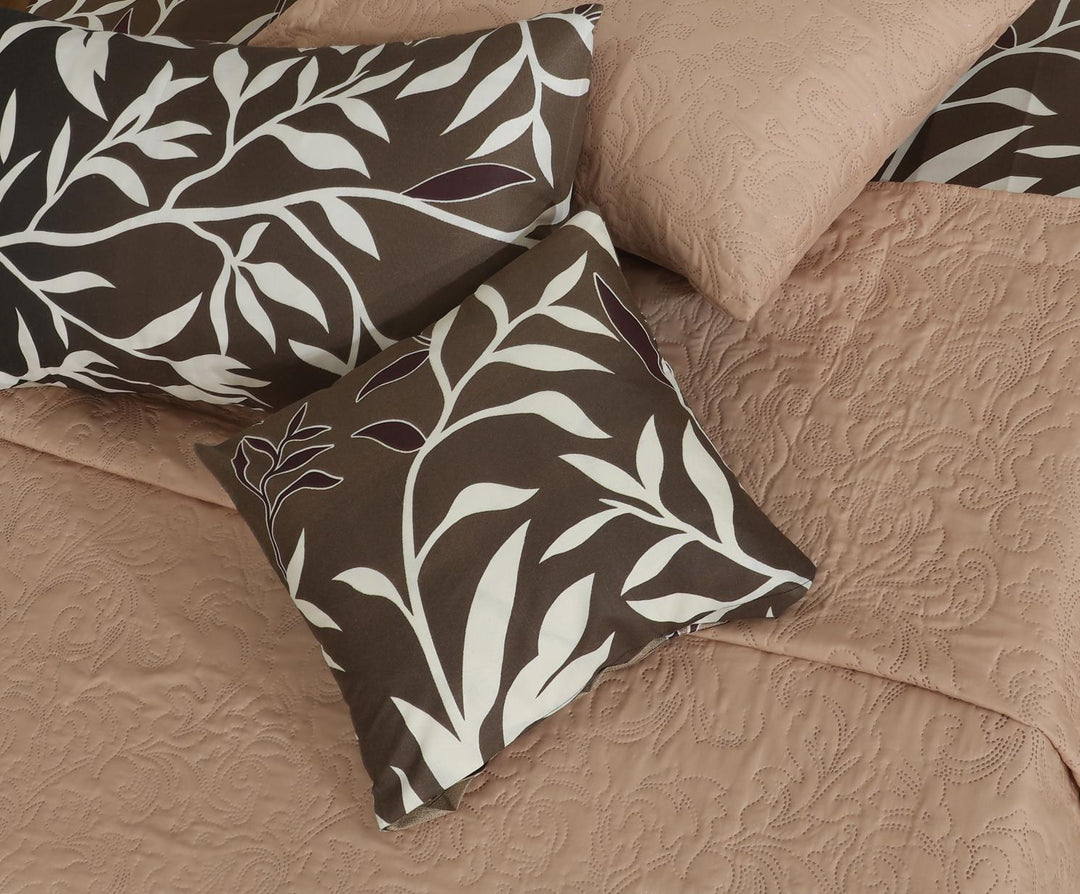 SKIN BLINK Winter Comforter Set- 8 Pcs